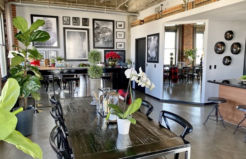 Downtown Apartment | Banker’s Suite in Fresno’s Iconic Building