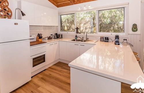 Sandy Point House | Banksia Beauty Sandy Point