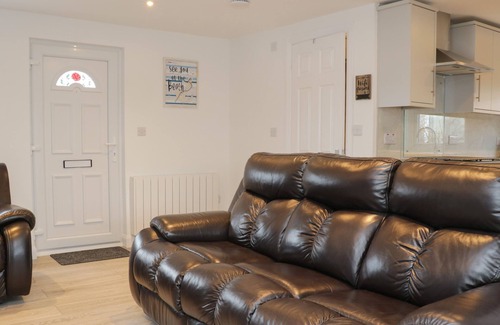 Southerness Cottage | BANKSWOOD, pet friendly, with a garden in Southerness
