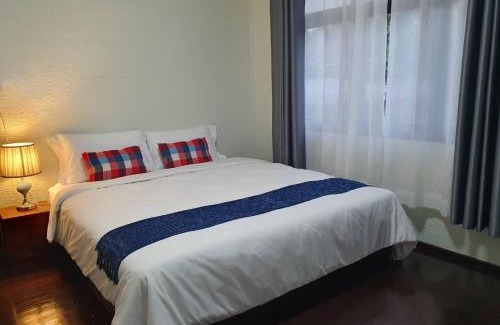 Nong Khon Kwang House | Banmai Khang Wat vintage house