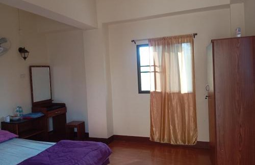 Wat Ket Apartment | Bann Sabay
