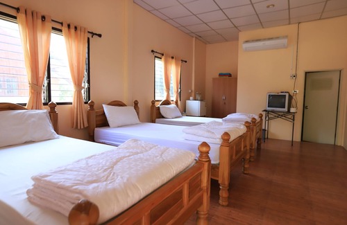 Ban Kha Hotel | Banrainaifun