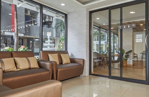Bang Kra So Hotel | Bansuay Phra Nang Klao