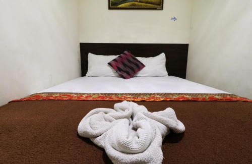 Bandung House | Bantal Guling Pasar Baru