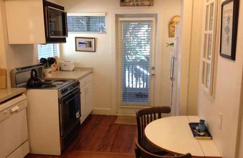 Pass-a-Grille House | Banyan Tree Cottage in historic beach town