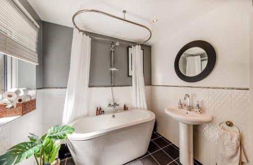 Prestatyn House | Baobab Lodge