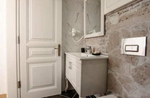 Ayvalik Hotel | Barıs Otel Cunda