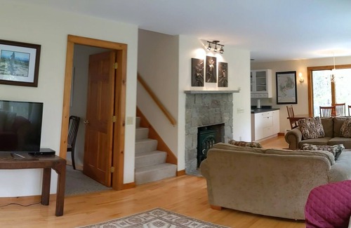 Bar Harbor House | Bar Harbor Less Than 5 Minutes to Eagle Lake & Carriage Trails