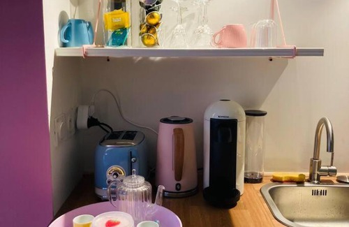Rouen City Centre Apartment | Barbapappart - Un studio coloré dans le centre de Rouen