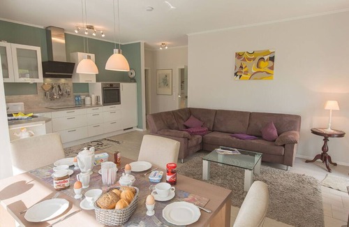 Varel House | Barbara Comfortable Holiday Residence