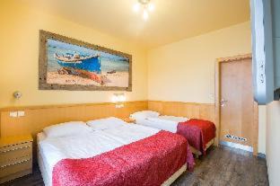 Piran Hotel | Barbara Piran Beach Hotel