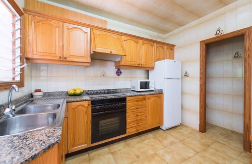 Portocolom Ski Chalet | Barcelo-danus - House In Portocolom. Free Wifi