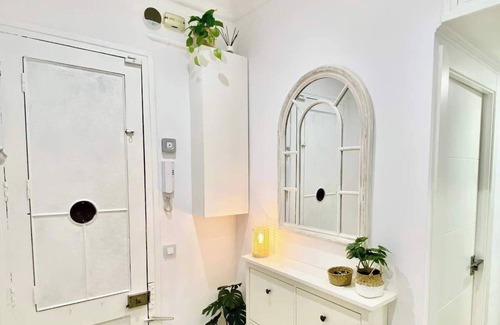 Sants-Montjuic Apartment | Barcelona Blissful Retreat with Stunning Views