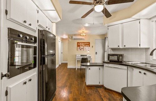 Micco House | Barefoot Bliss. Enjoy Barefoot Bay Amenities. Lake view. Steam shower & grill.