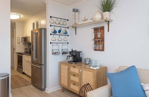 North Ocean City Condo | Barefoot Country 1BR 1.5BA Ocean Front Condo
