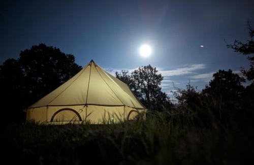 Hever Other | Barefoot Retreats