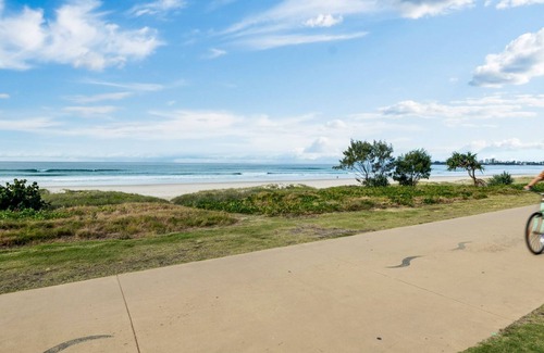 Tugun Apartment | Barefoot To The Beach
