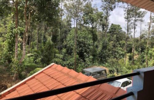 Madikeri House | bareside ESTATE STAY