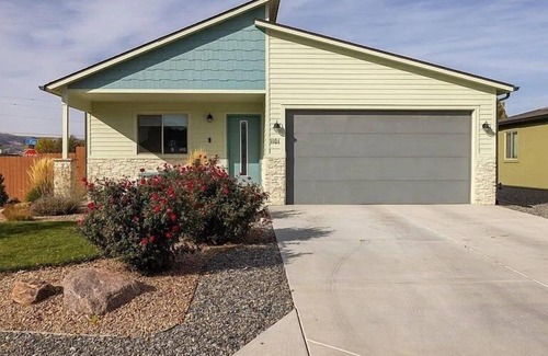 Fruita House | Bark And Bike Abode 3 Bedroom Home