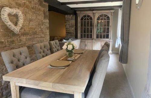 Dronfield House | Barlow Country Club - Mill Farm Cottages