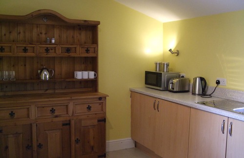 Llanvetherine House | Barn conversion in beautiful countryside, sleeps 4