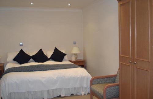 Manor Hotel | Barn Hotel London Ruislip