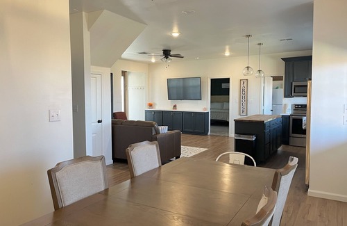 Elgin Other | Barn house on 50 acres Mountain View