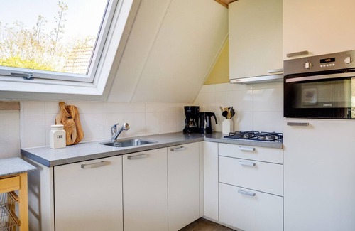 Zwiggelte House | Barn Owl I Vacation Home with Fine Garden