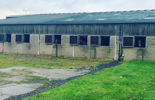Studley House | Barn with off road parking and spacious living space with all amenities