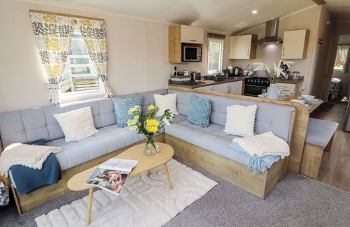 Carnforth Cottage | BARNEYS RETREAT - DOCKER PARK FARM, pet friendly in Carnforth