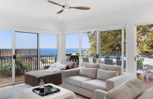 Terrigal House | Barnhill Beach House - by Coast Hosting