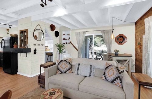 Spring Branch House | Barnhouse I Private pool,Hot tub, stargazing