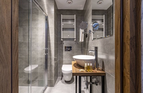 Vera Hotel | BARNOVI BOUTIQUE HOTEL