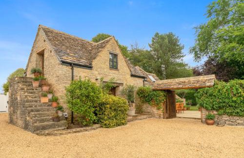 Malmesbury House | Barns Lee