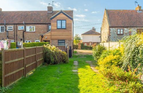 Holme House | Barnwell Cottage