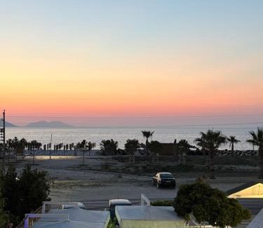 Orikum Hotel | Baro Beach Hotel