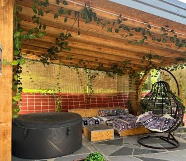 Bosnia Apartment | Barok