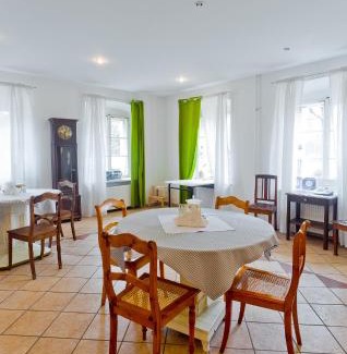 Swidnica Bed & Breakfast | Barokowy Zakątek