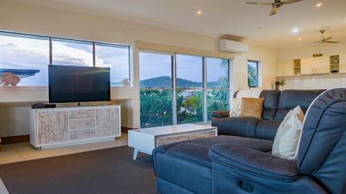 Agnes Water House | Barrier Reef Retreat - 2 Min to Beach