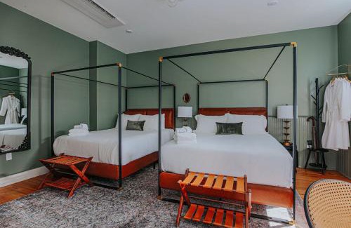 Staunton Hotel | Barristers Row