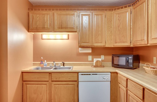 Bartlett Condo | Bartlett Mtn Retreat: 1 Mi to Attitash Ski Lifts