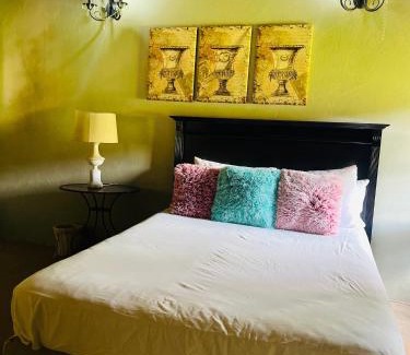 Magaliesberg House | Bartons folly manor house