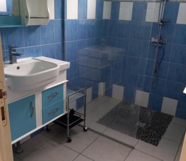 Riviere-Pilote Apartment | Bas de villa louna