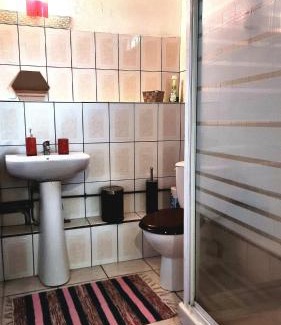 Tartane Apartment | Bas de villa Madiflora, Calme & verdure