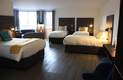 Dingle Hotel | Base Accommodation Dingle
