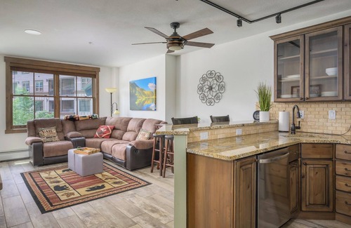 Winter Park Condo | ❈ Base Area Condo | Zephyr Mountain Lodge 1218 | Modern Decor | SKI IN SKI OUT | A+ Amenities!