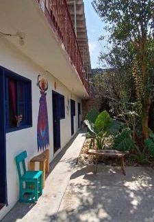 De Mexicanos House | Base Camp San Cris