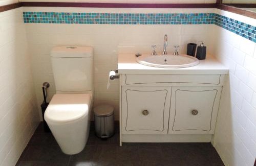 Denmark Bed & Breakfast | Base Guest House