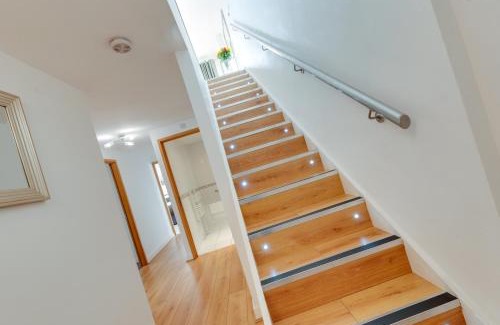 Chinatown Apartment | Base Serviced Apartments - Duke Street