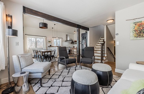 Steamboat Springs House | Basecamp~Contemporary Townhome~EV Charger